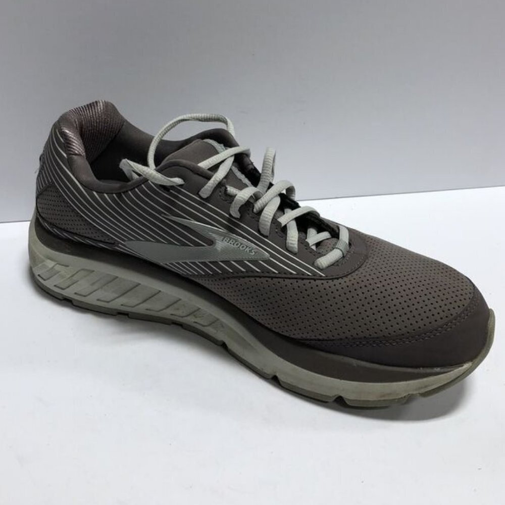 Brooks Women's Addiction 2 Walking Shoes, Size 12 M